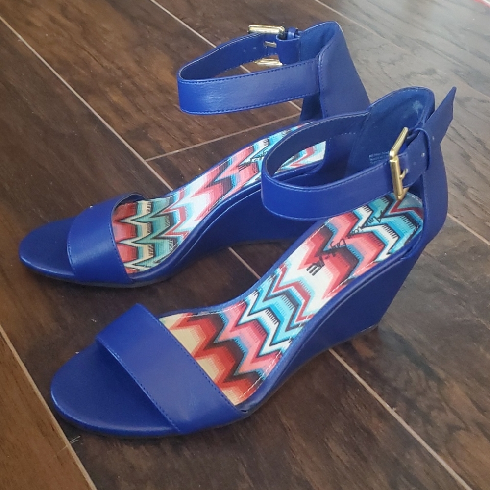 American Eagle sandale